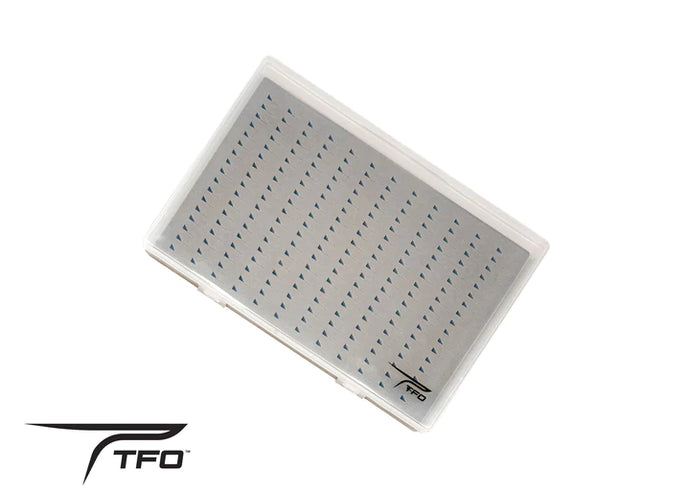 TFO - CLEAR FLY BOX WITH SLIT FOAM LARGE 2 HOLDS 204 FLIES