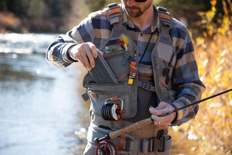 Load image into Gallery viewer, FishPond - Flint Hills Vest
